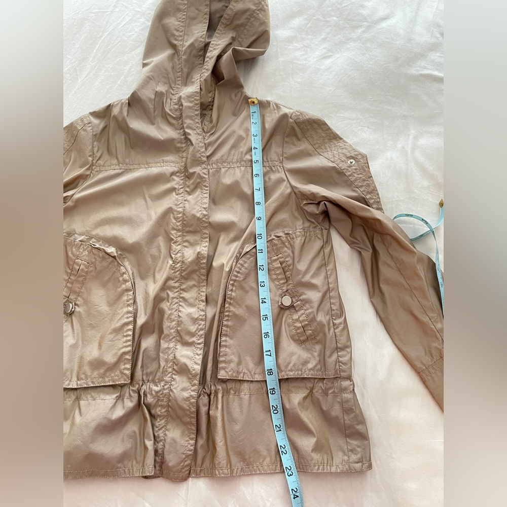 Bellvilles Jacket - Picture 9 of 9